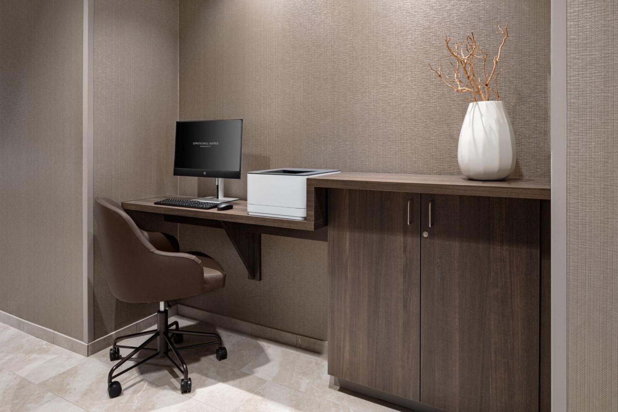 Hotel Springhill By Marriott Kalamazoo